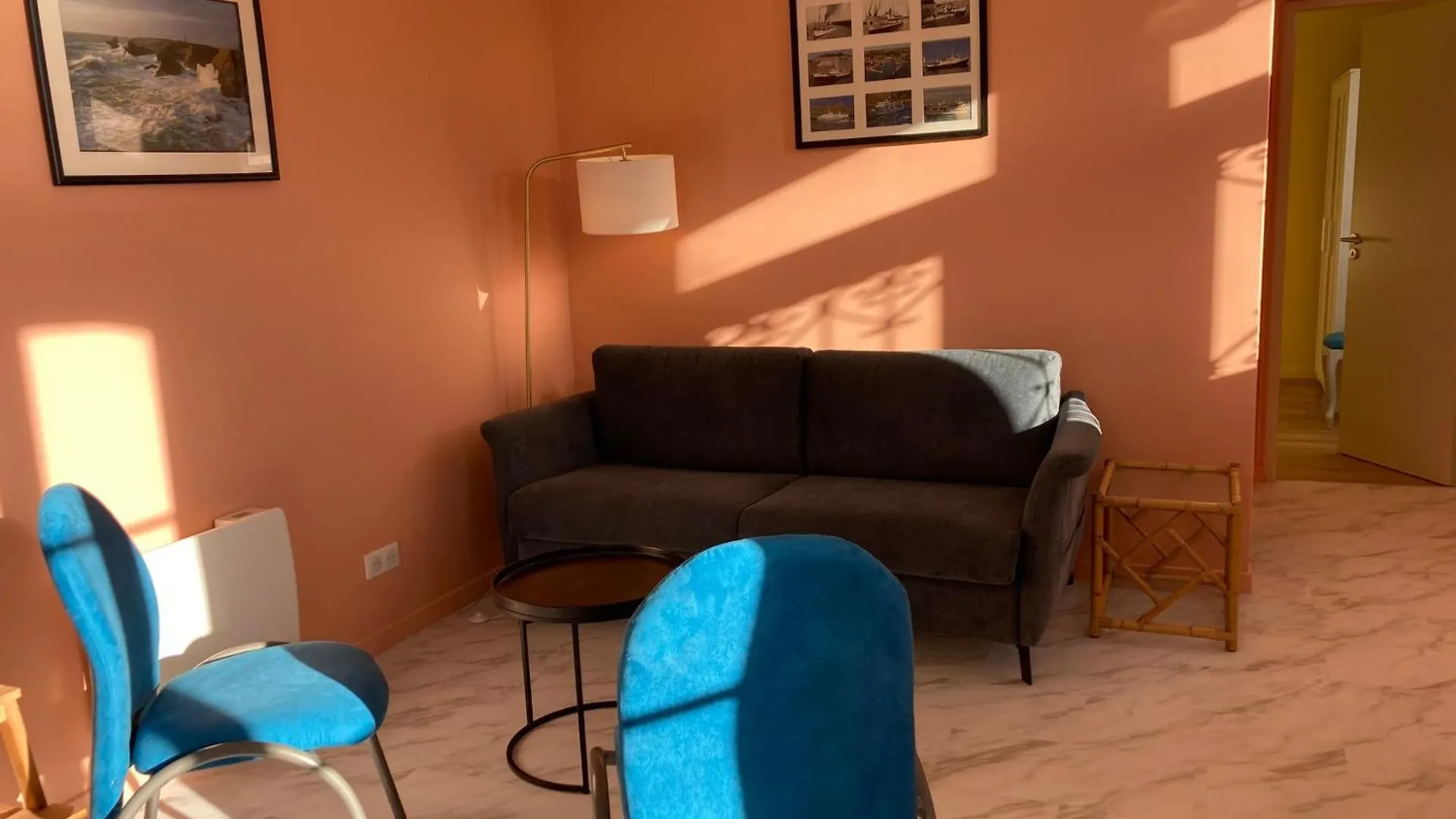 Appartement Au Port De Sauzon Avec Terrasse Et Tv - Fr-1-418-235