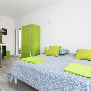 https://studio-malpeigne.fr-provencehotel.com